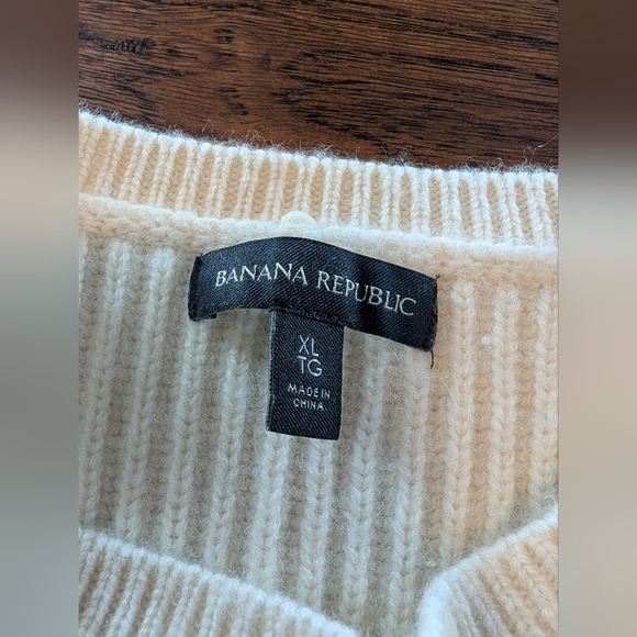 Banana Republic Oversized Crop Merino Wool and Cashmere Blend Sweater Size XL - Picture 4 of 10